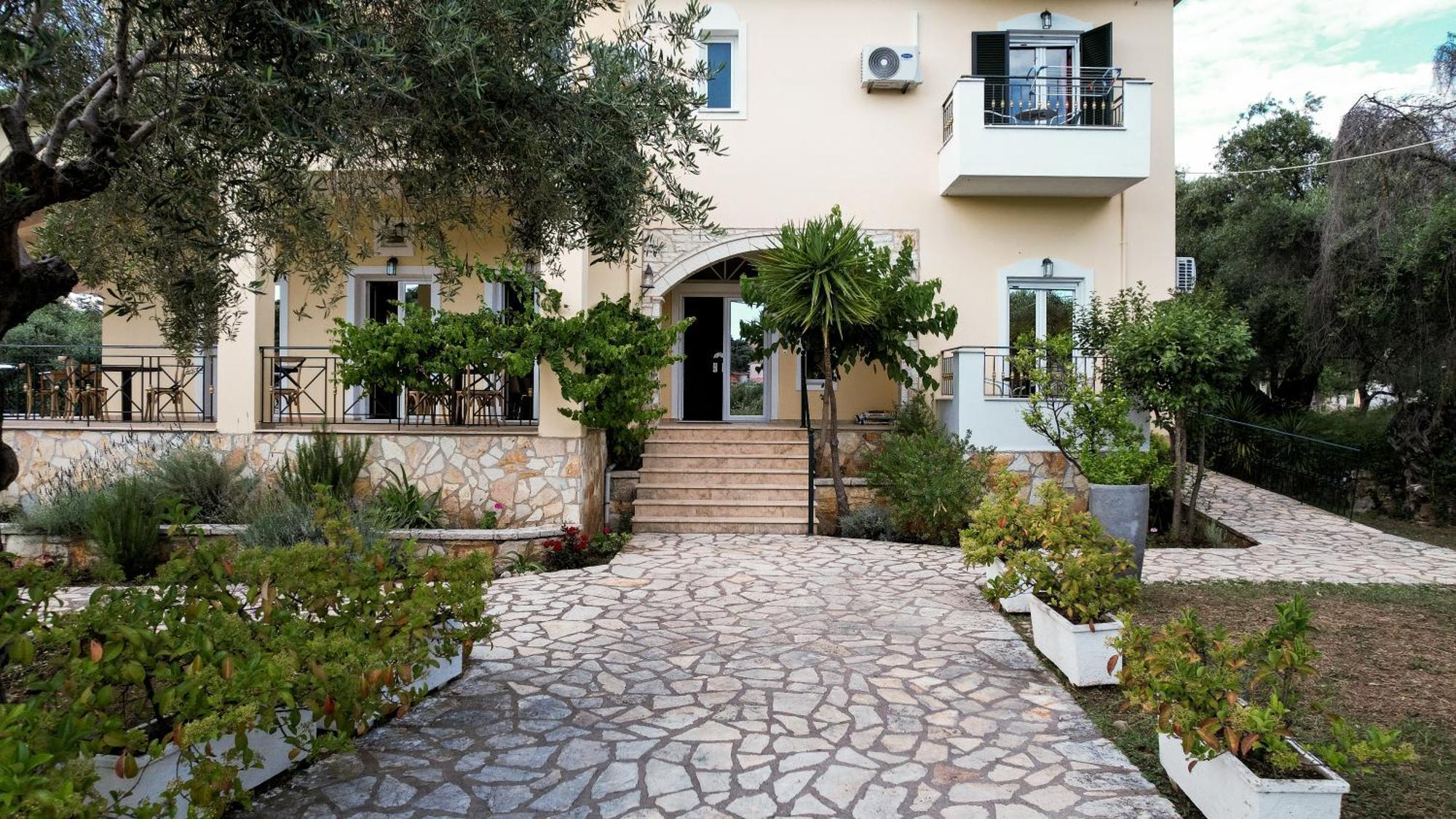 Chrisovalanto Hotel Sívota 외부 사진