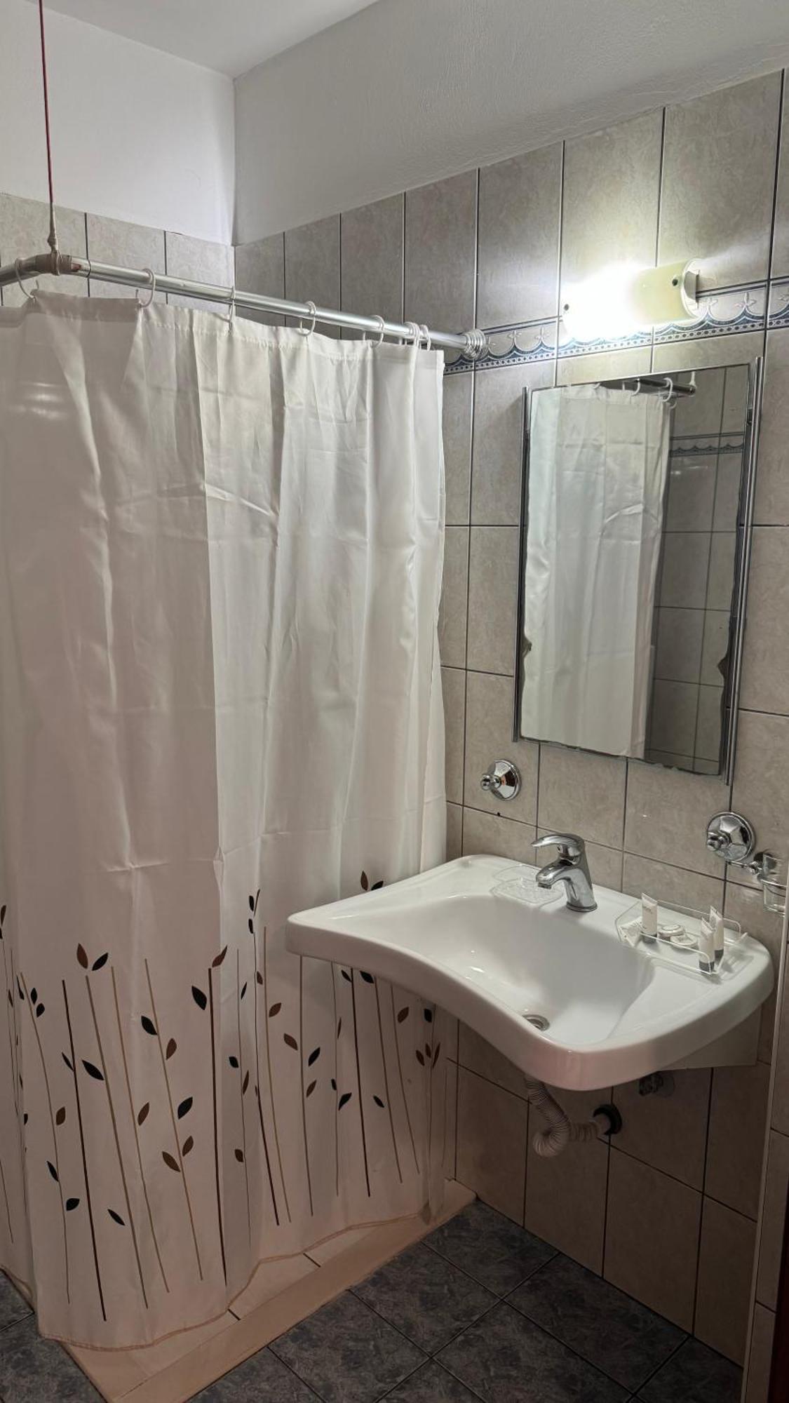 Chrisovalanto Hotel Sívota 객실 사진